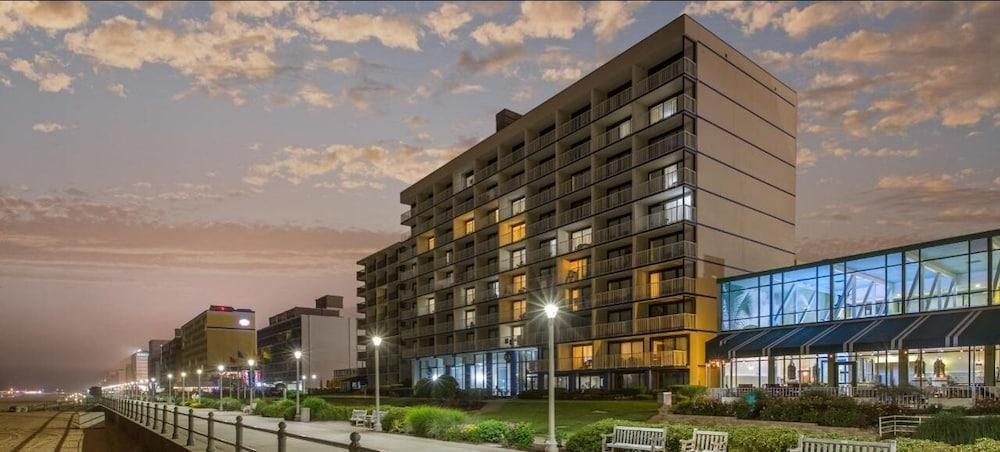 Coastal Hotel & Suites Virginia Beach - Oceanfront 외부 사진
