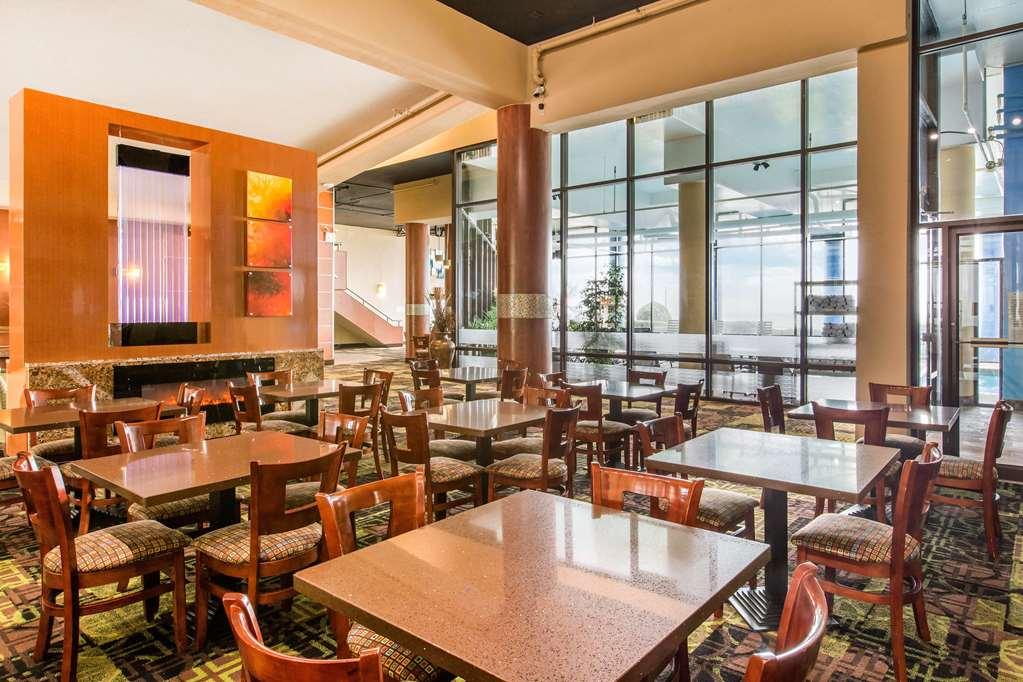 Coastal Hotel & Suites Virginia Beach - Oceanfront 레스토랑 사진