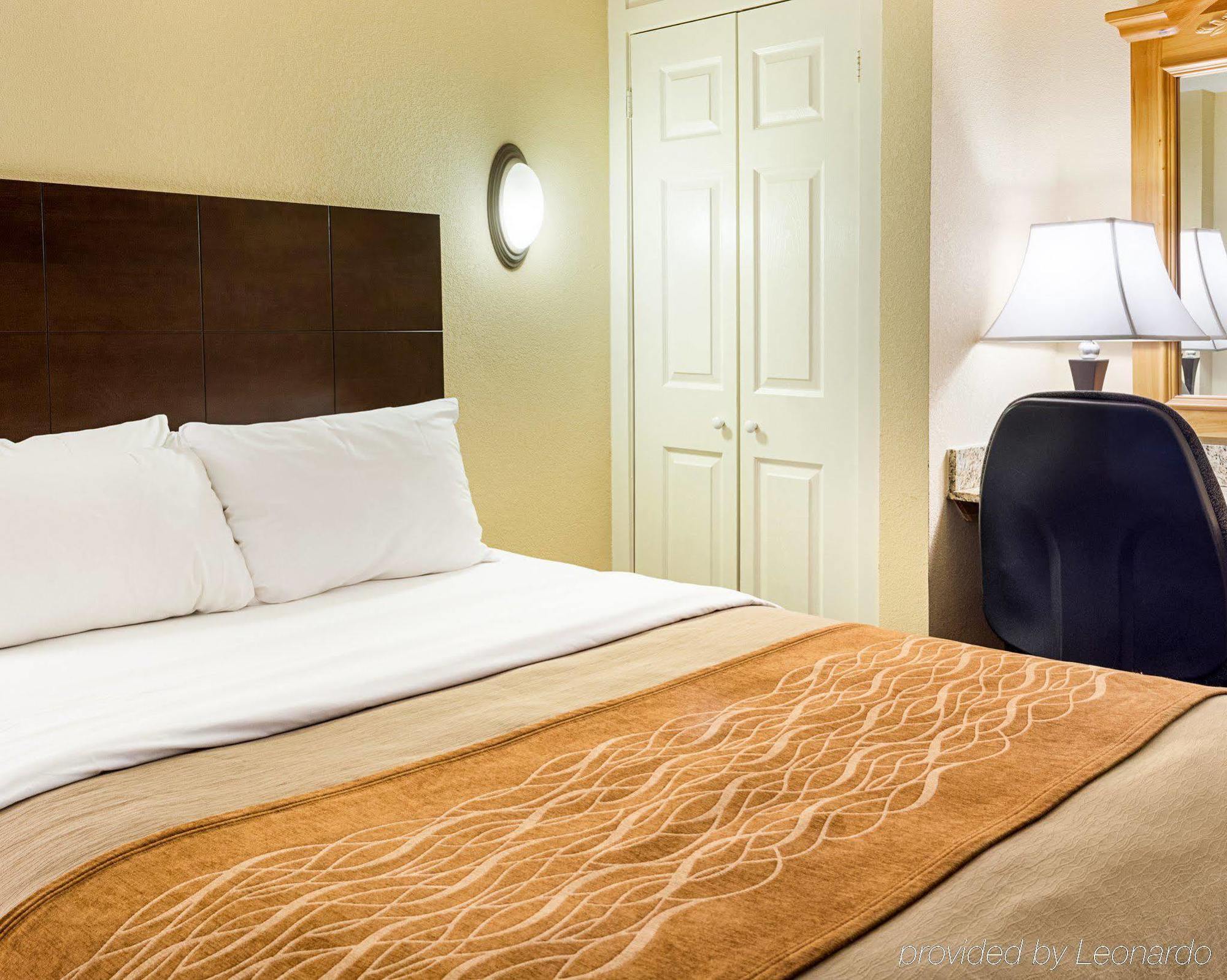 Coastal Hotel & Suites Virginia Beach - Oceanfront 외부 사진