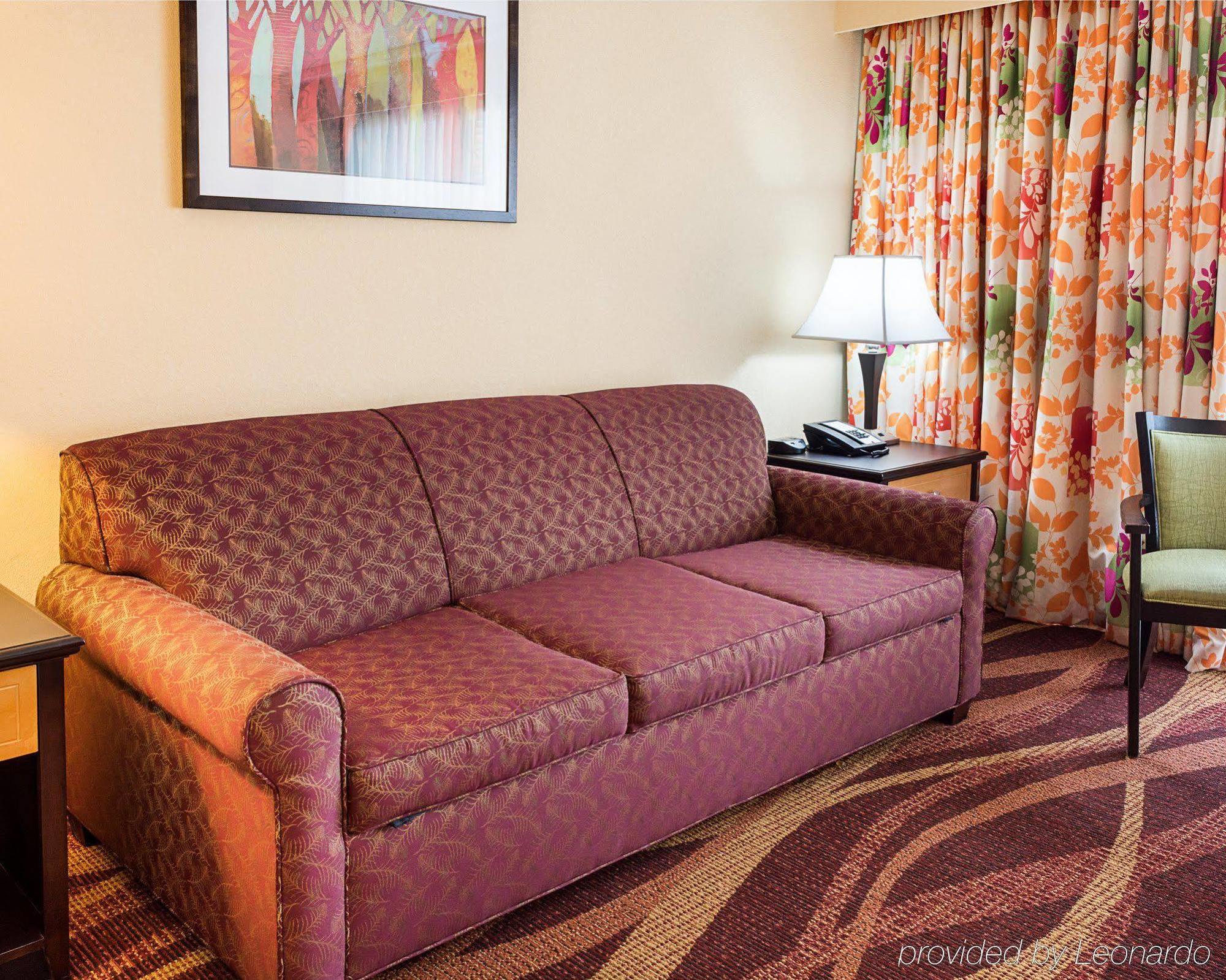 Coastal Hotel & Suites Virginia Beach - Oceanfront 외부 사진