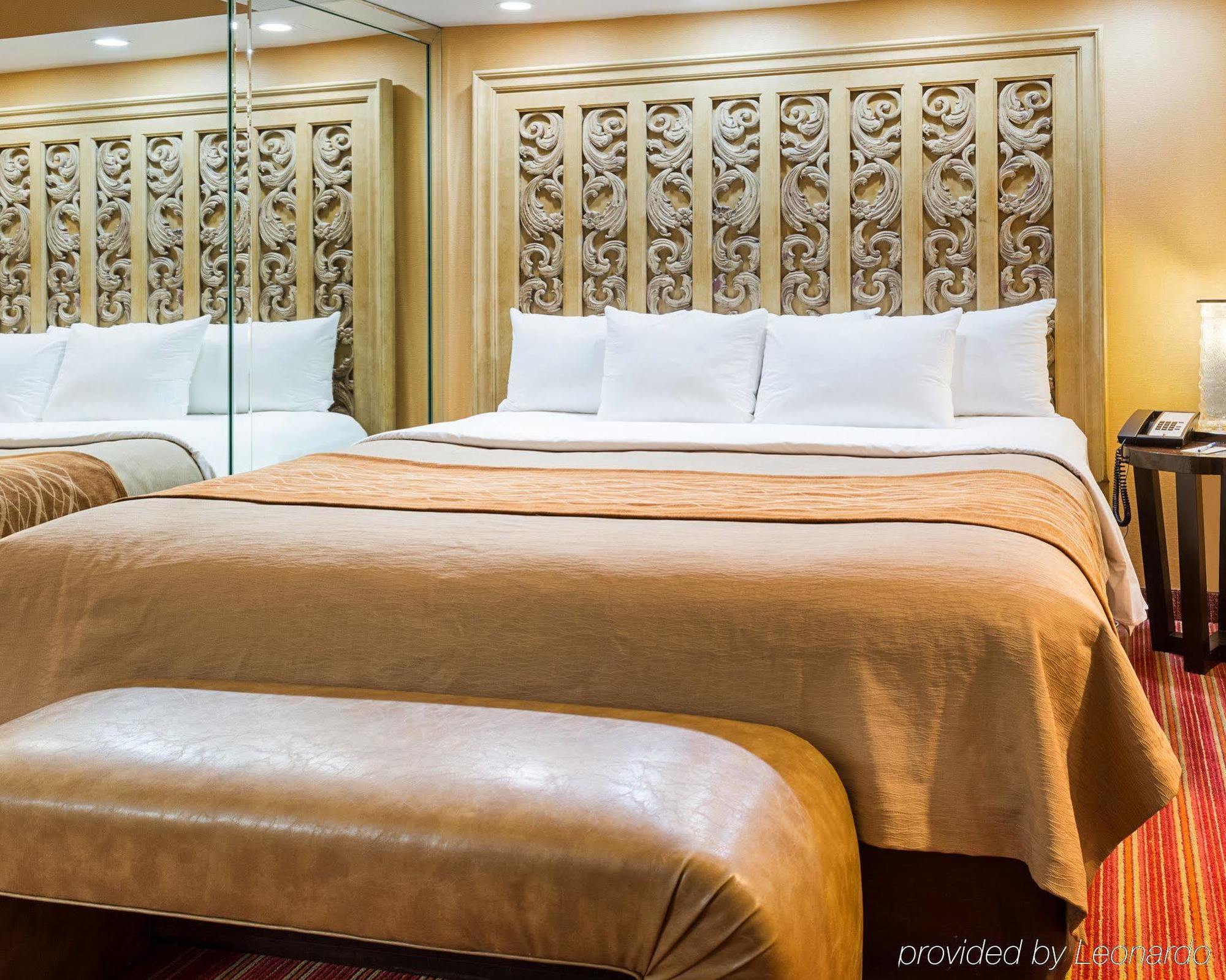 Coastal Hotel & Suites Virginia Beach - Oceanfront 외부 사진