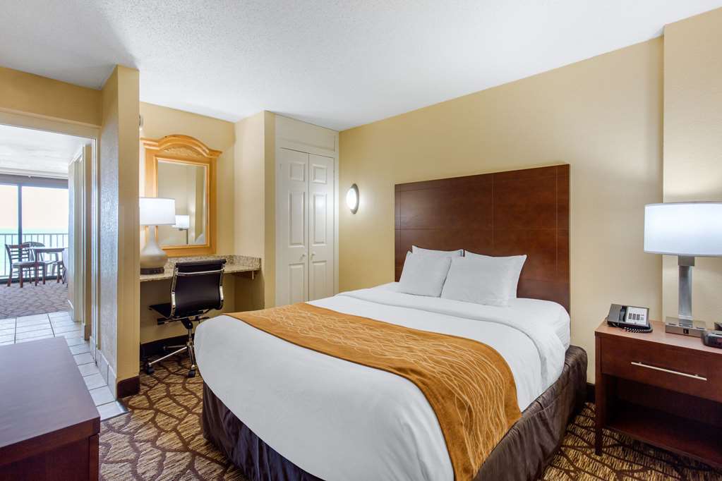 Coastal Hotel & Suites Virginia Beach - Oceanfront 객실 사진
