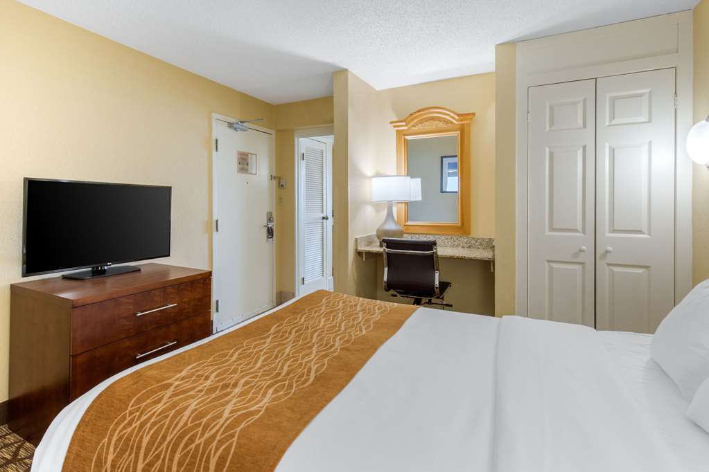 Coastal Hotel & Suites Virginia Beach - Oceanfront 객실 사진