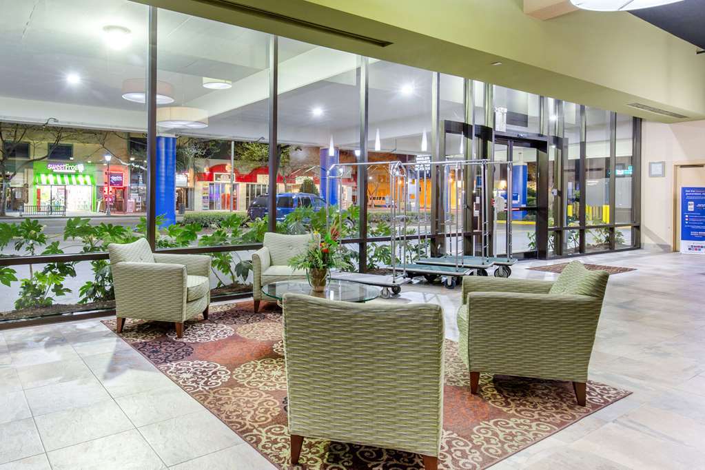 Coastal Hotel & Suites Virginia Beach - Oceanfront 내부 사진