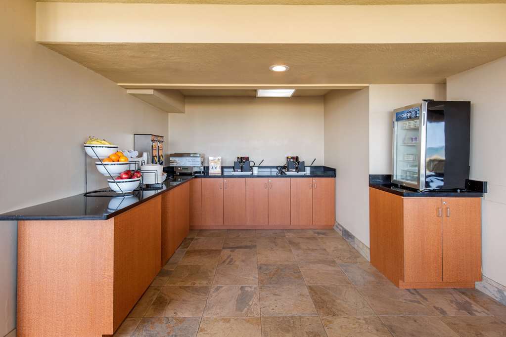 Coastal Hotel & Suites Virginia Beach - Oceanfront 레스토랑 사진