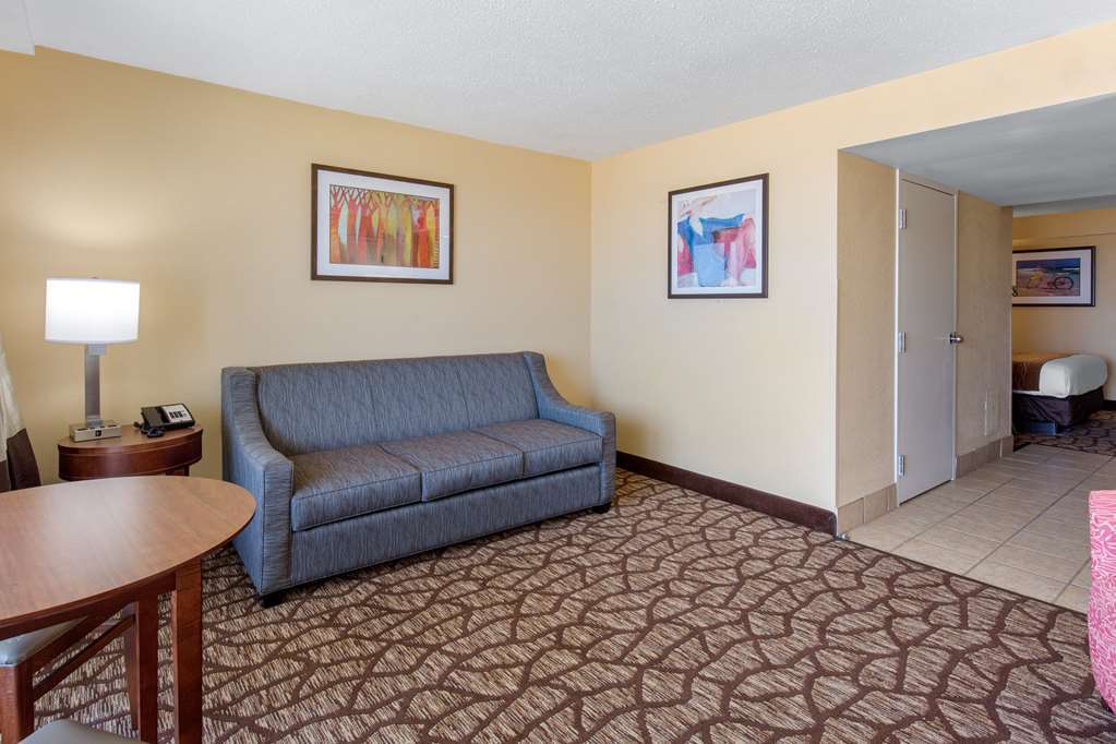Coastal Hotel & Suites Virginia Beach - Oceanfront 객실 사진