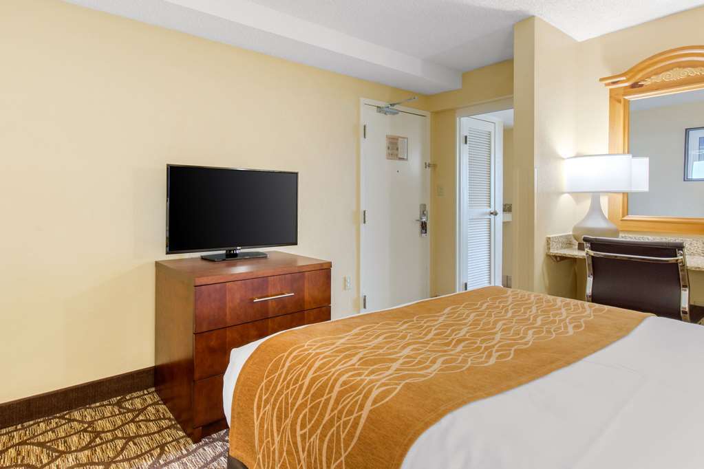 Coastal Hotel & Suites Virginia Beach - Oceanfront 객실 사진