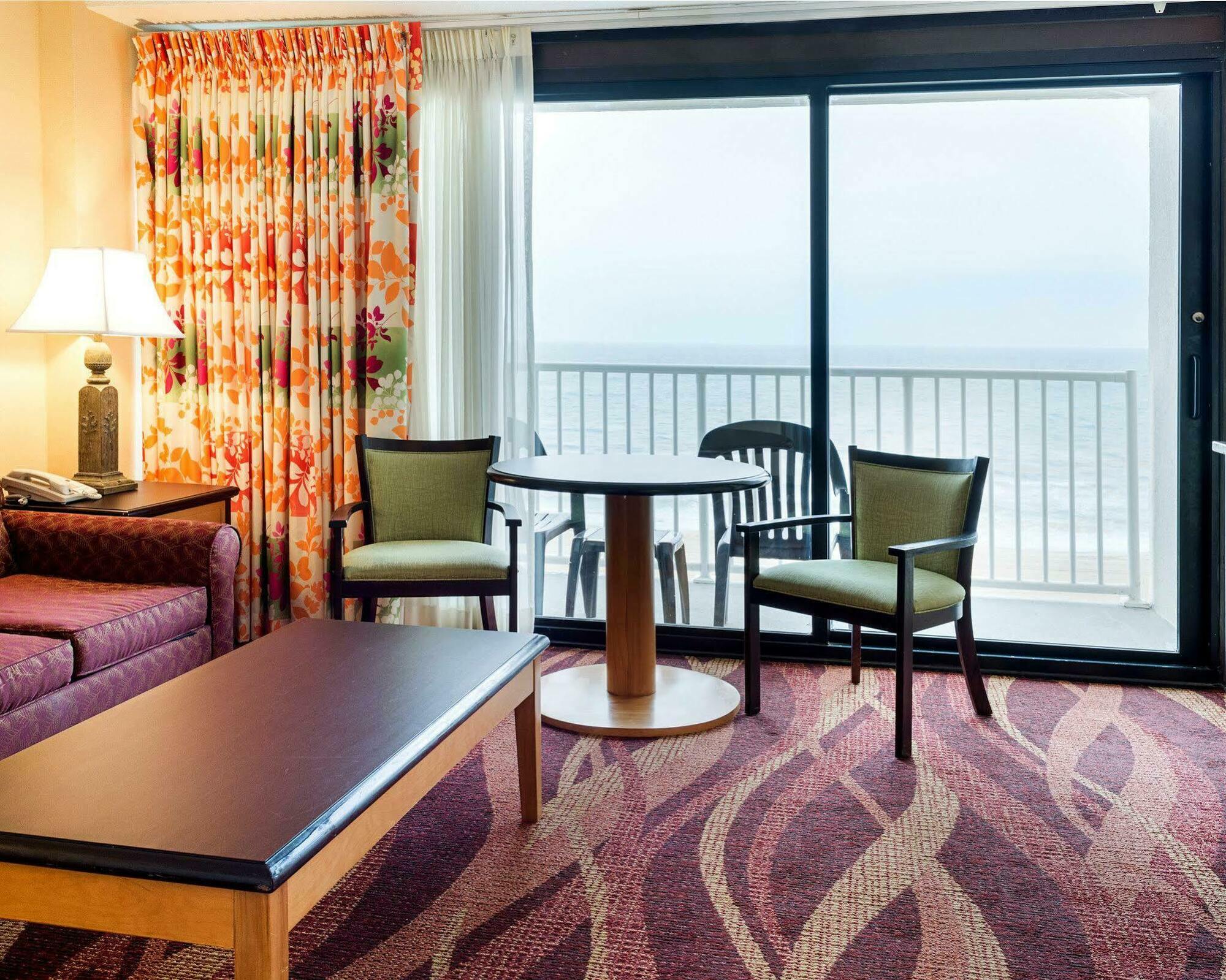 Coastal Hotel & Suites Virginia Beach - Oceanfront 외부 사진